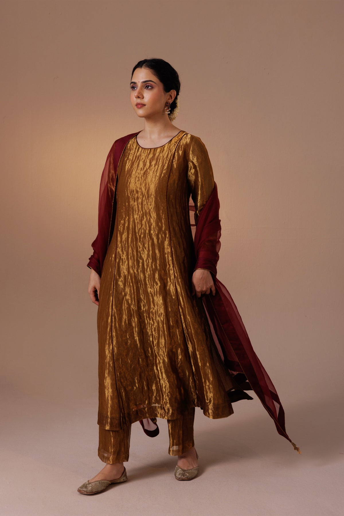 Noor Tissue Kurta Set - Gold