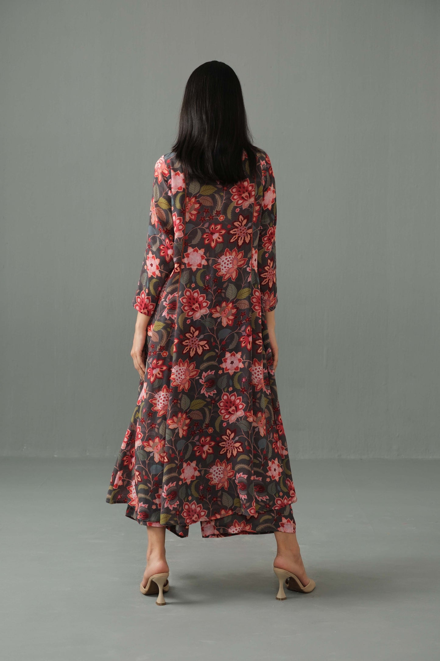 Thea Chintz co-ord set Brown