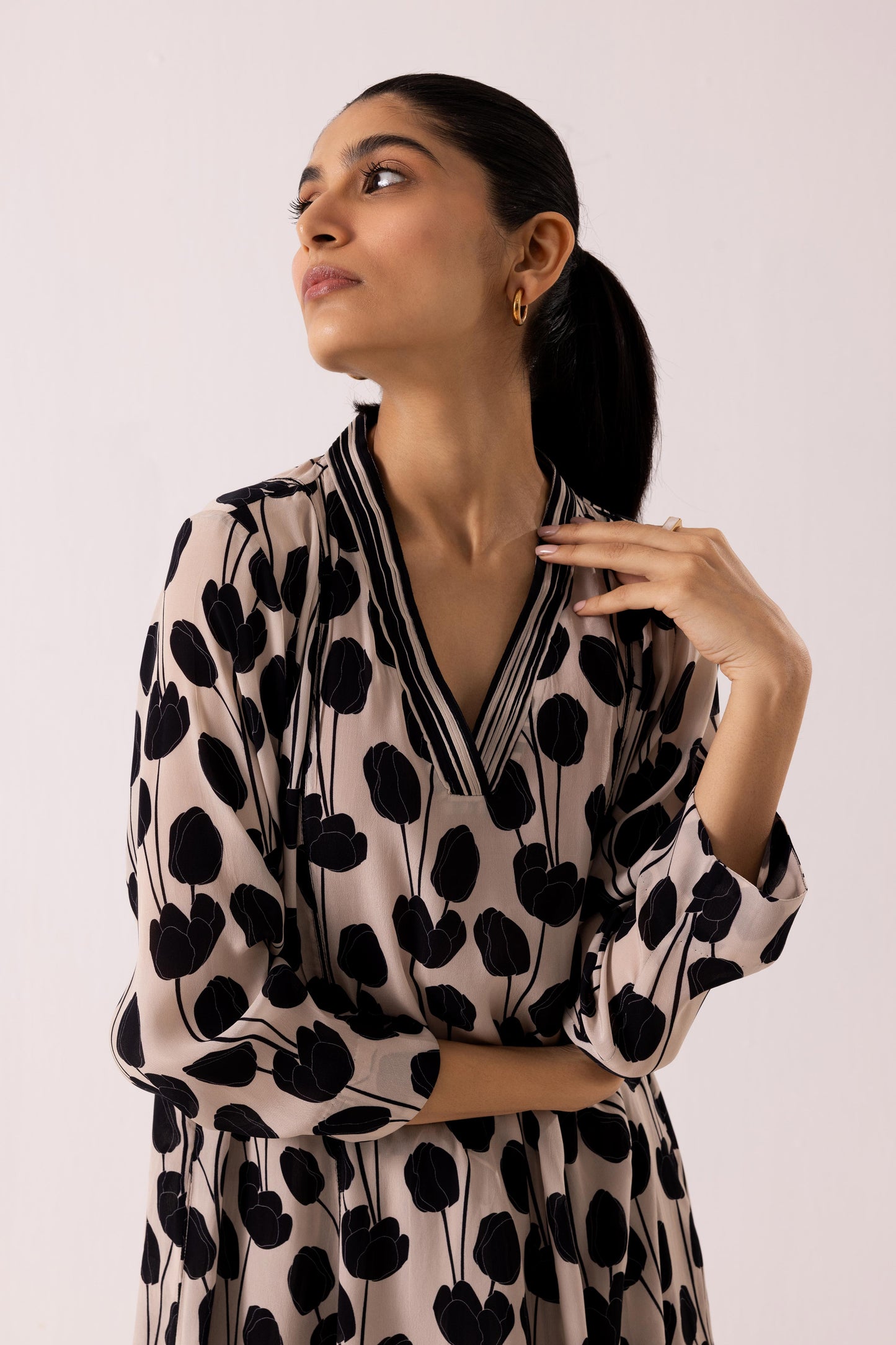 Thea Tulip Set Black