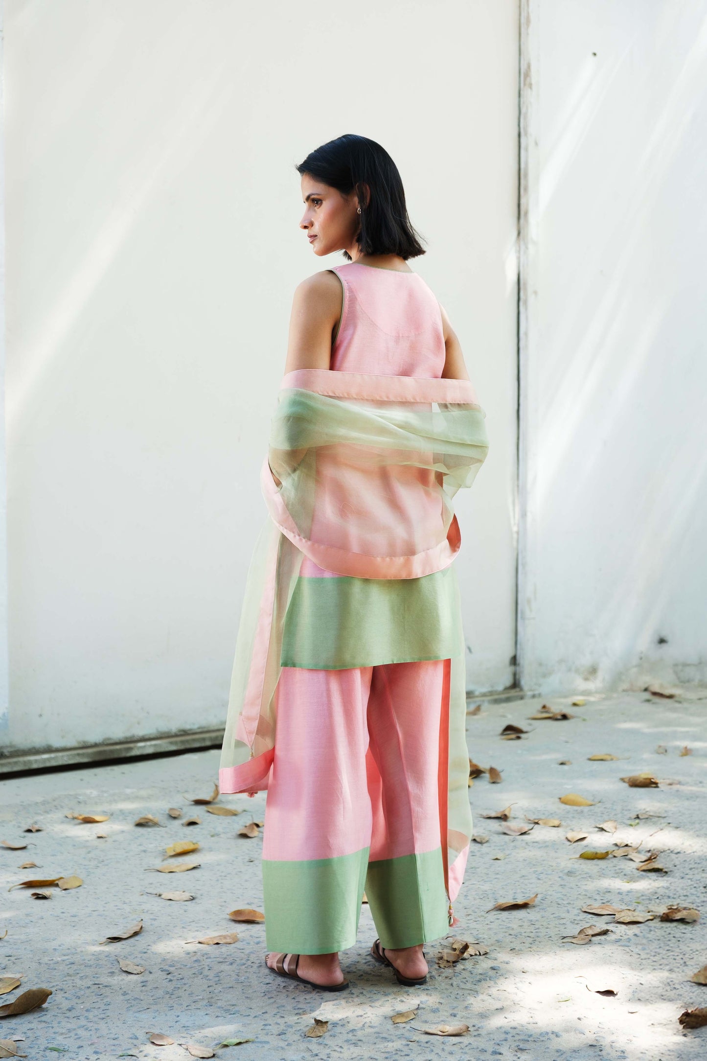 Sofia Farshi Salwar set Pink