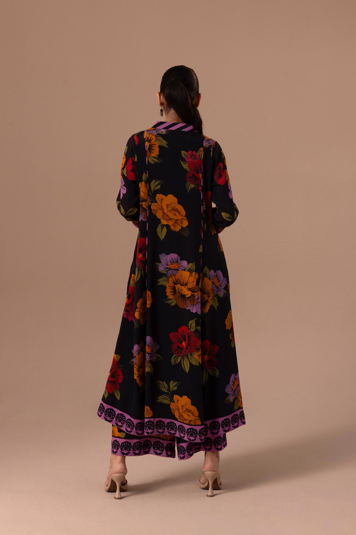 Thea Kurta Set - Black Floral