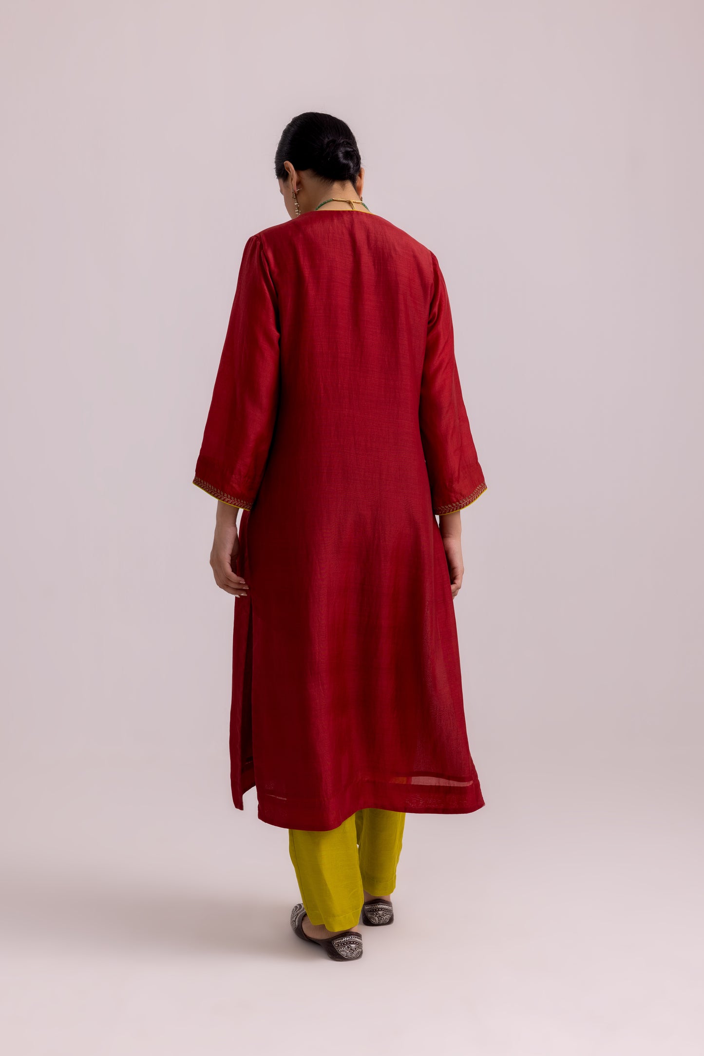 Veena Kurta Dupatta Set Red