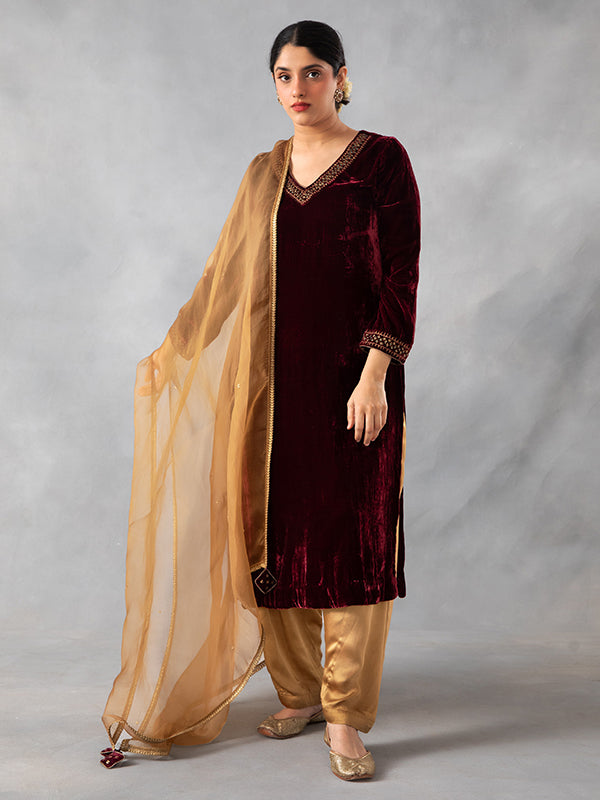 Nauheed Kurta Salwar Dupatta Set Maroon
