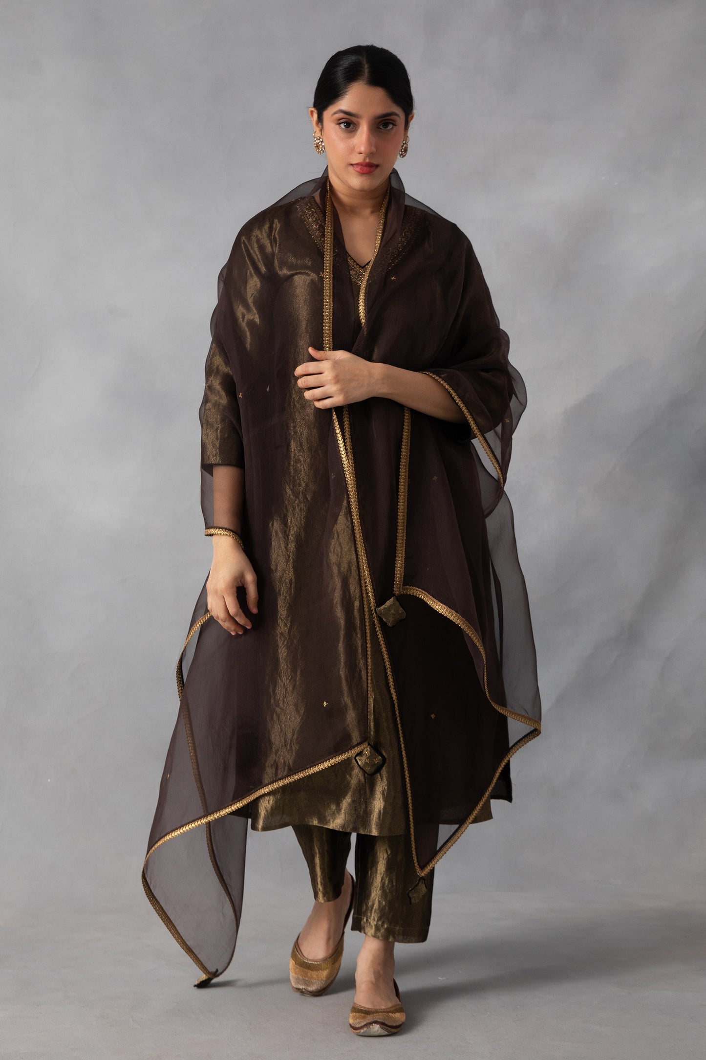 Aashvi Kurta Pant Dupatta Set Charcoal