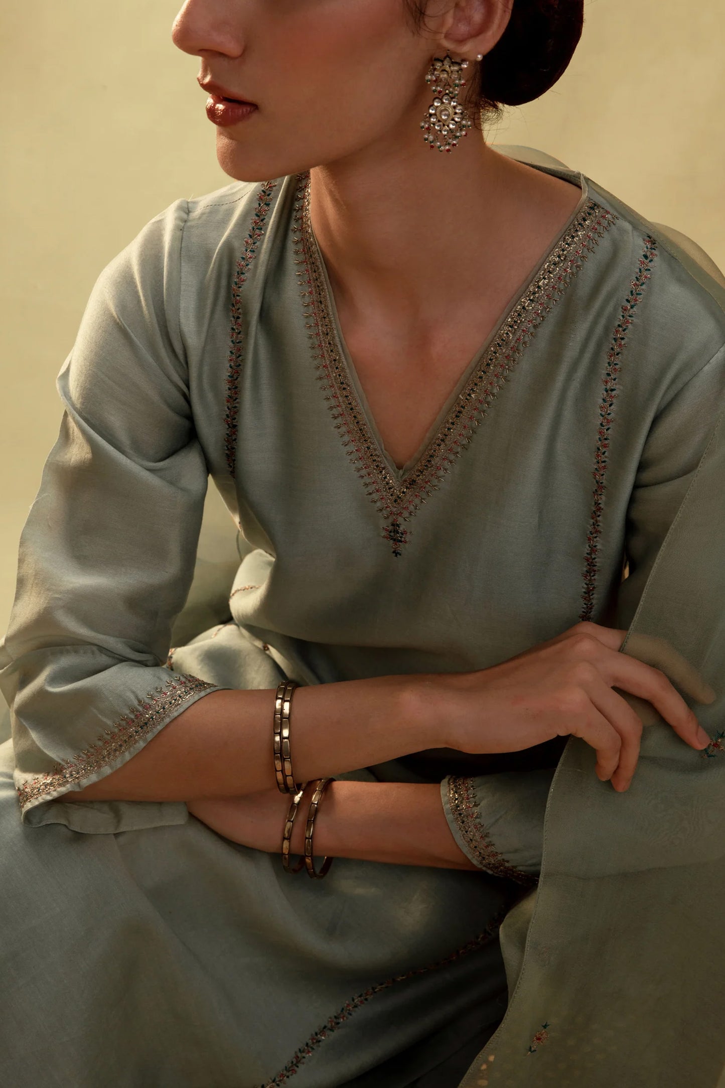 Nisha V-neck Kurta Set of 3