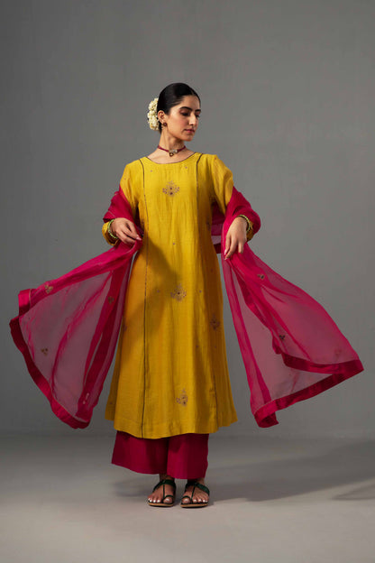 Noor Kurta Dupatta Set Yellow