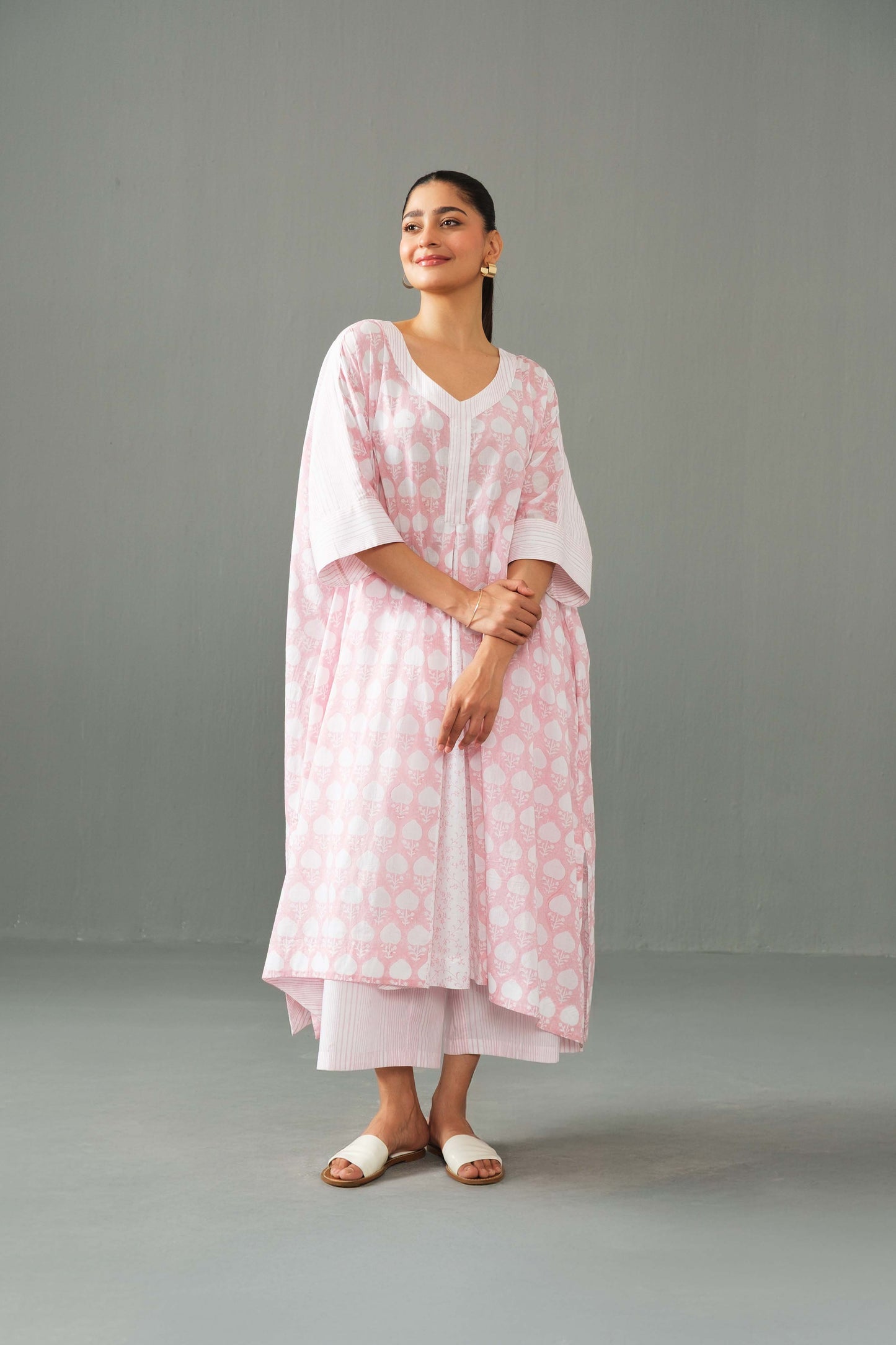 Bella kaftan set Pink