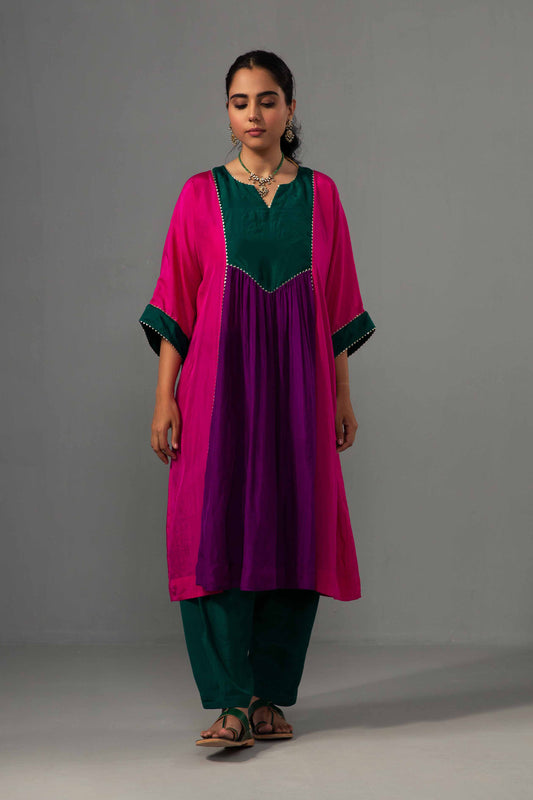 Ajooni Set Rani Pink