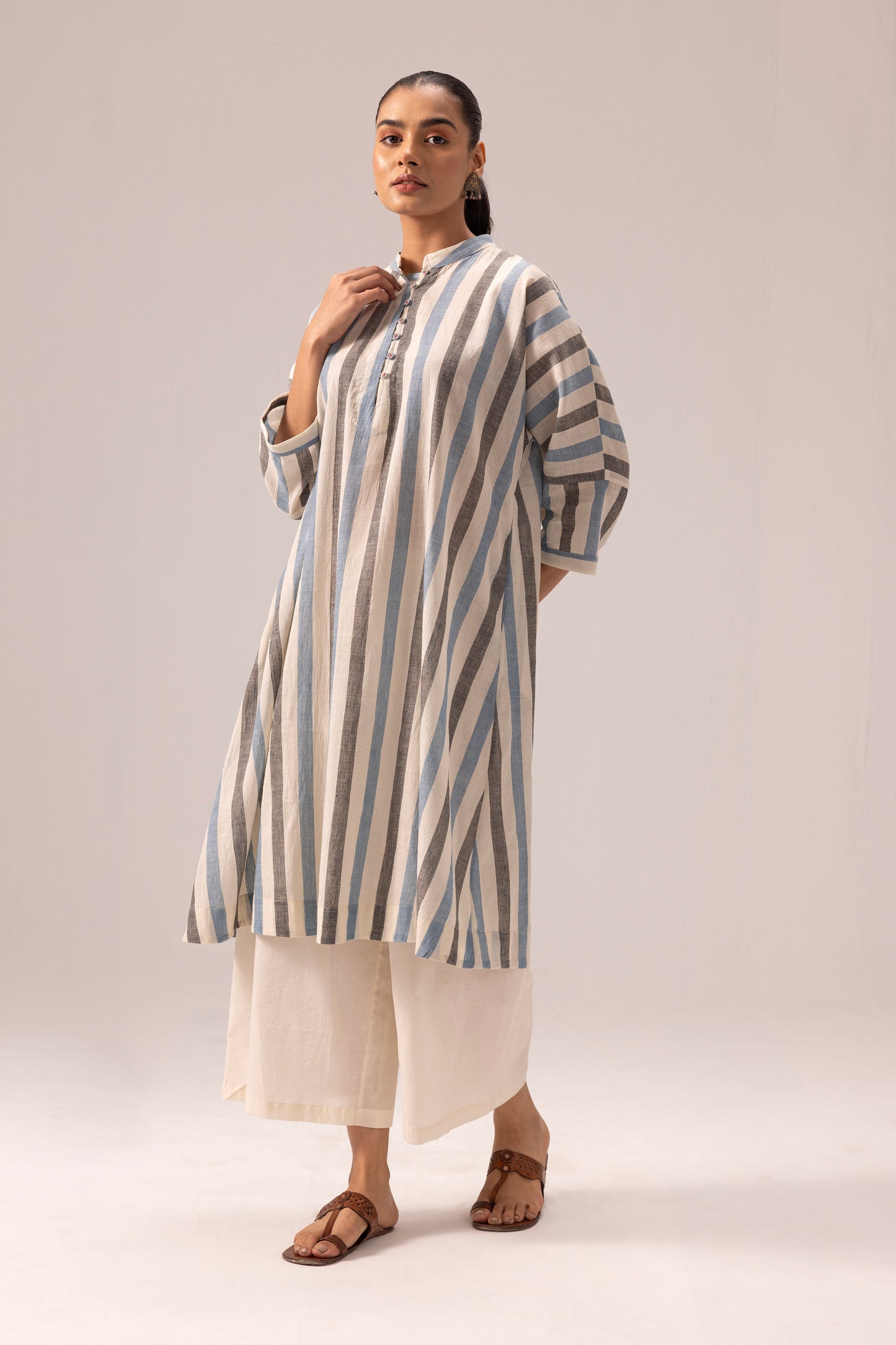 Vidisha Kurta Set