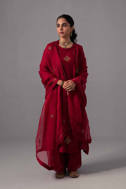Noor Kurta Dupatta Set Red
