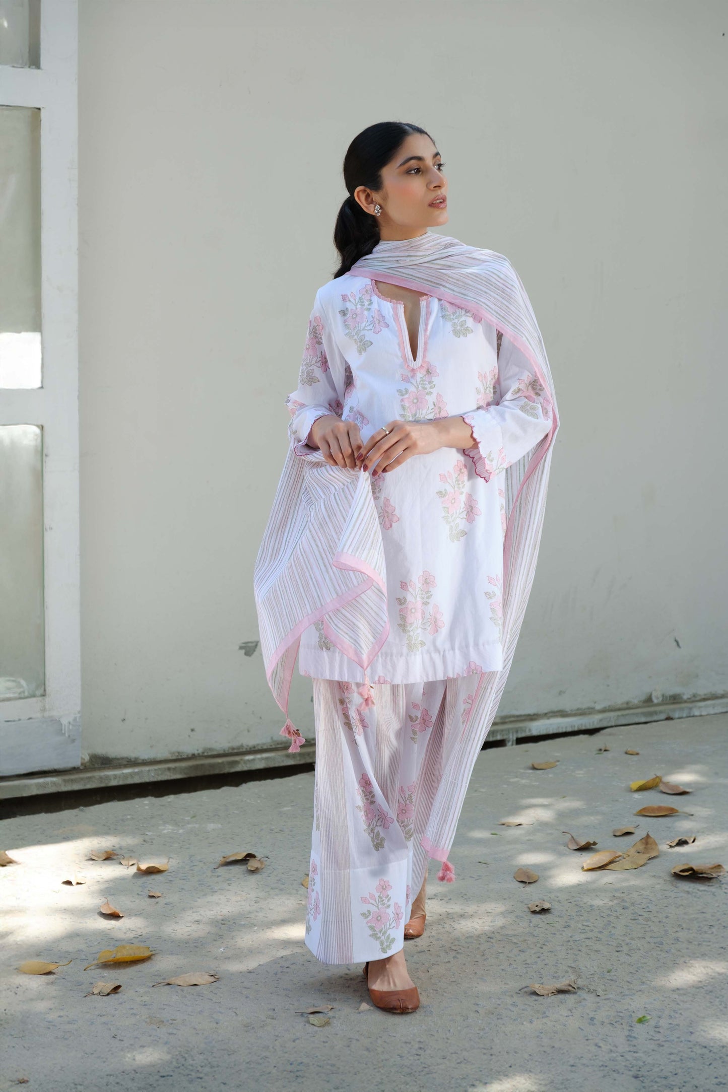 Sofie Farshi Salwar Set Pink
