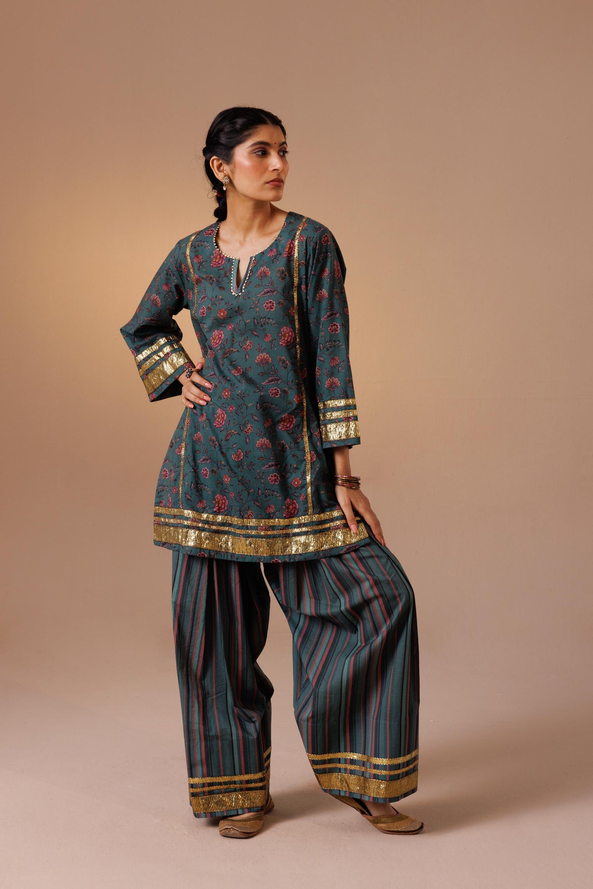 Sofie Gota Farshi Salwar - Green