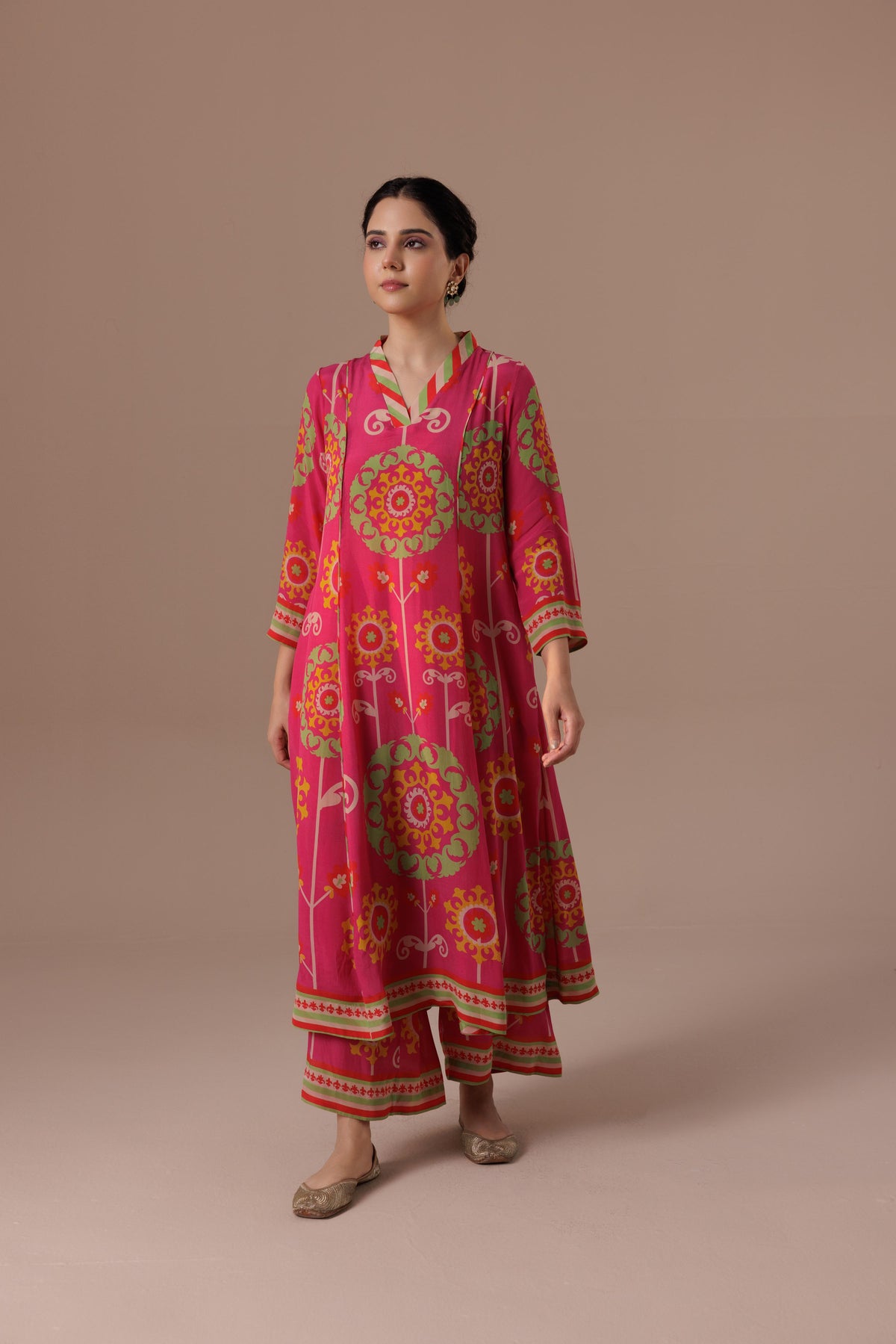 Thea Kurta Set - Suzani Pink