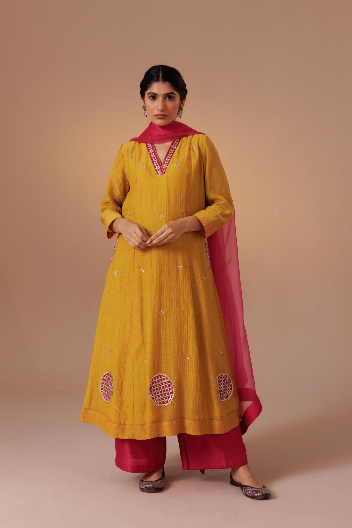 Noor Gota Set - Yellow