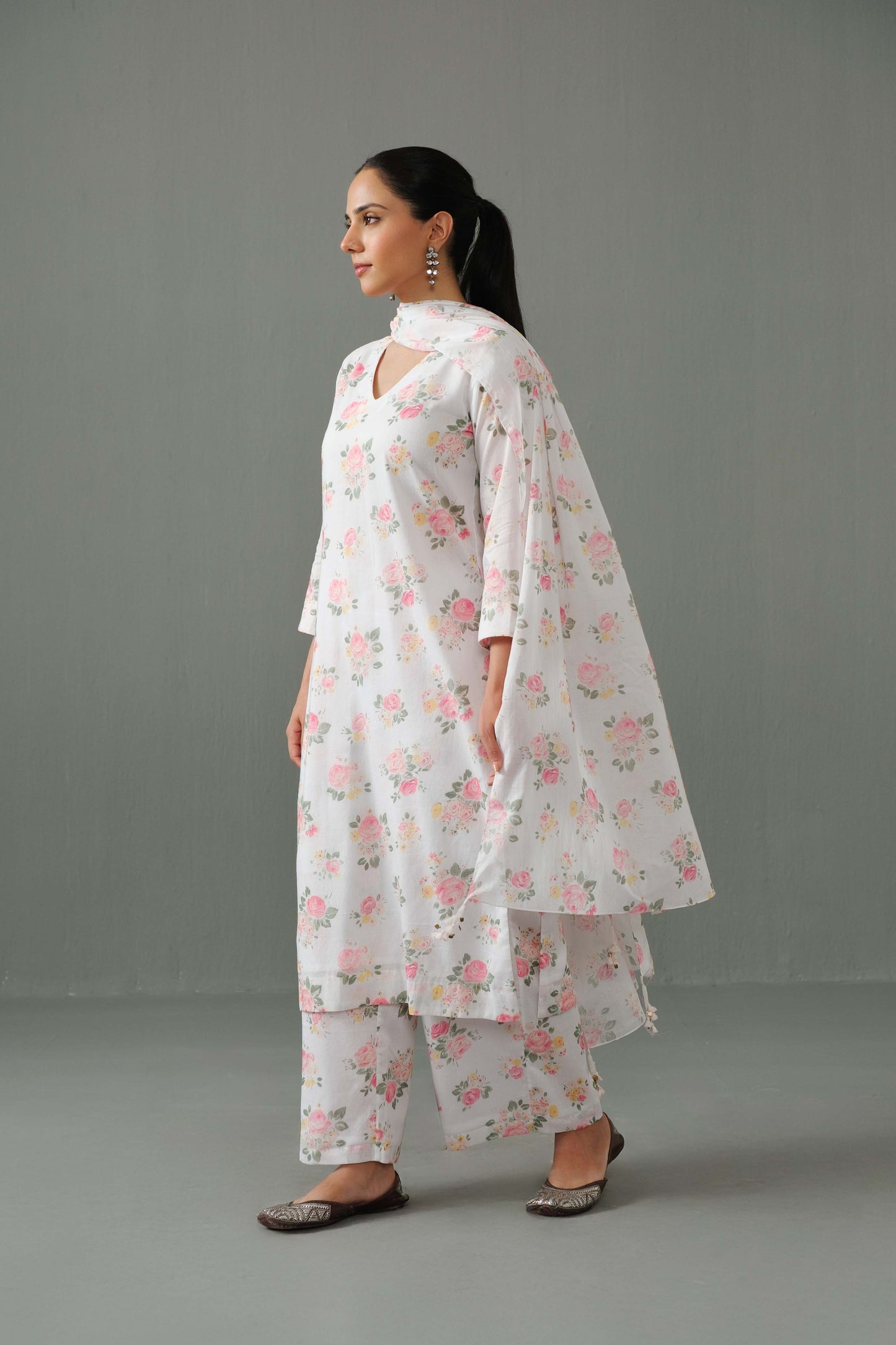 Linda Printed  kurta set White