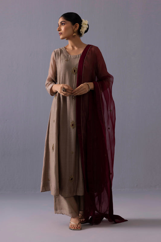 Noor Kurta Set Beige