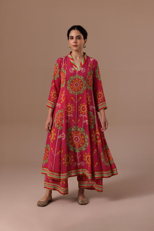 Thea Kurta Set - Suzani Pink
