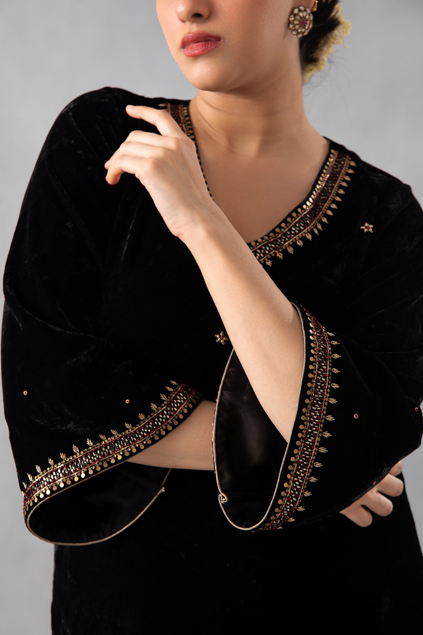 Nauheed Kurta Pant Dupatta Set Balck