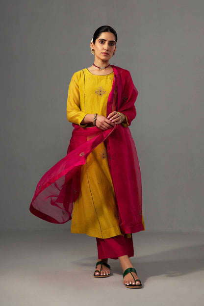 Noor Kurta Dupatta Set Yellow