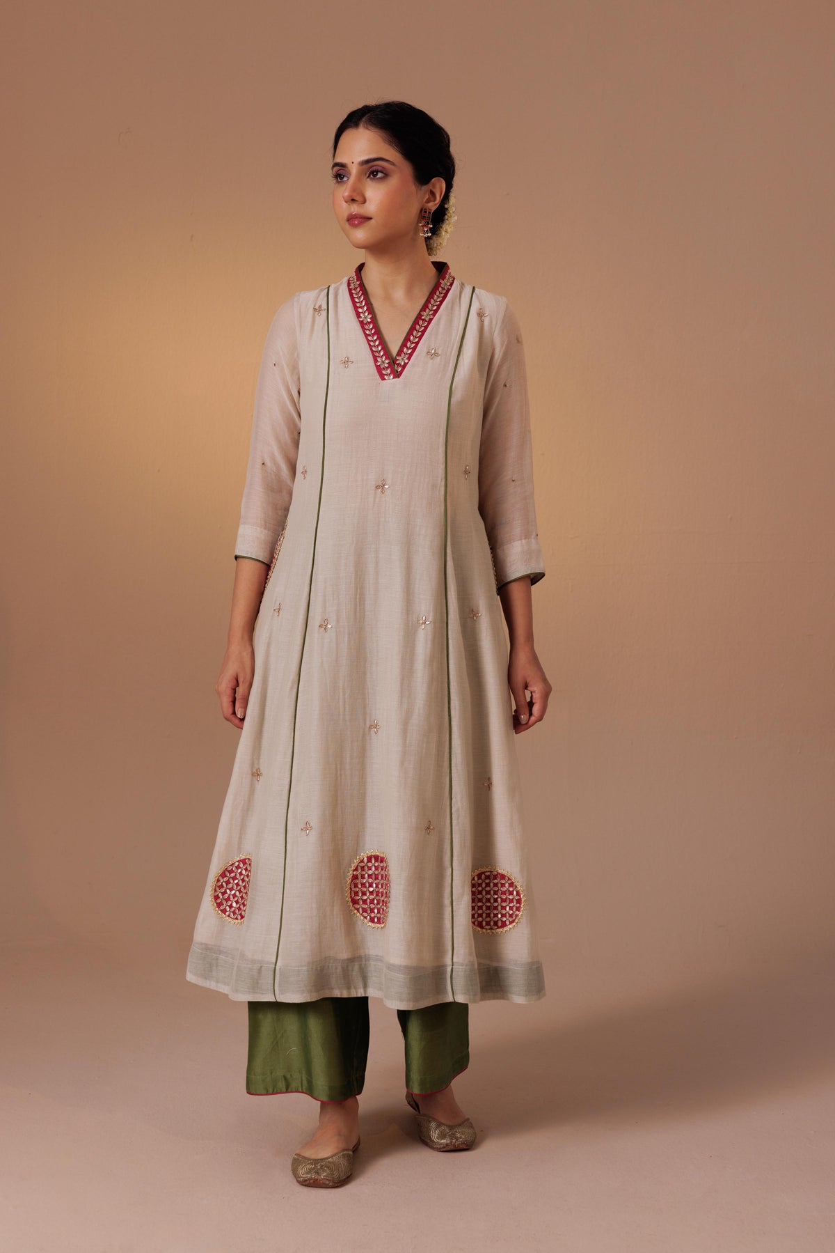 Noor Gota Set- Off white