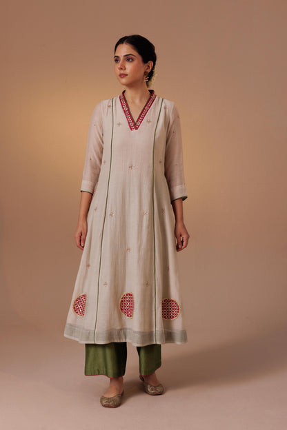 Noor Gota Set- Off white