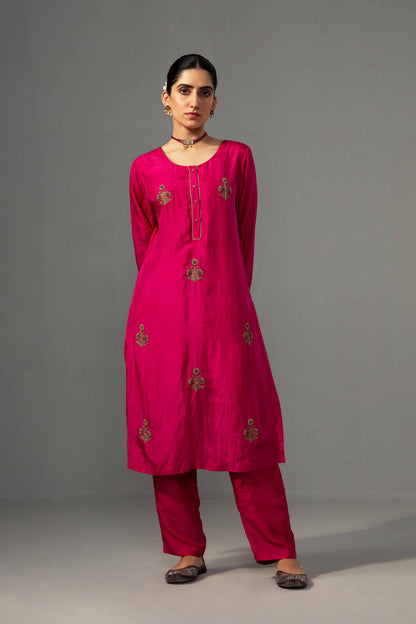 Kushi Kurta Dupatta Set Fuschia
