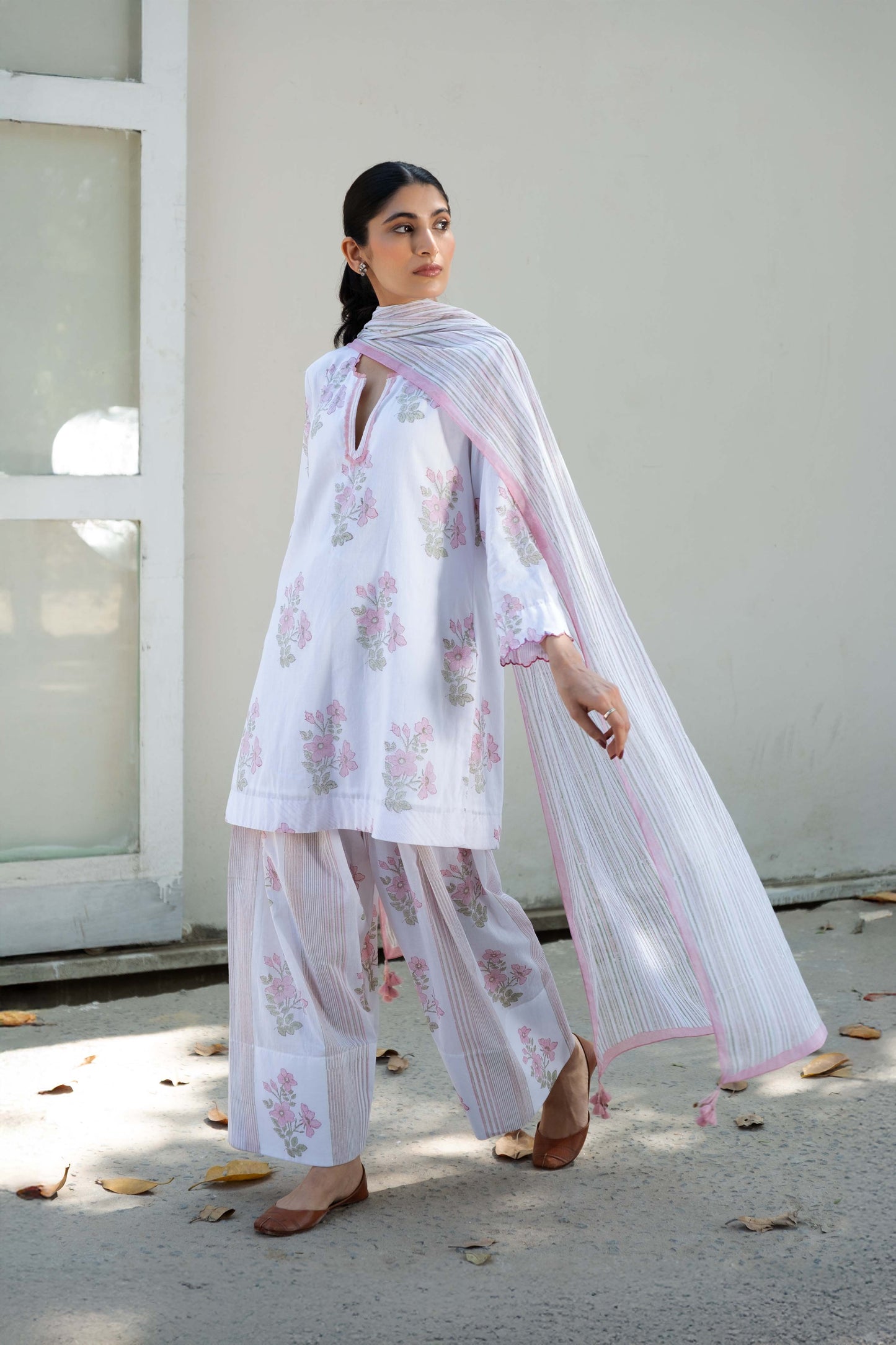 Sofie Farshi Salwar Set Pink