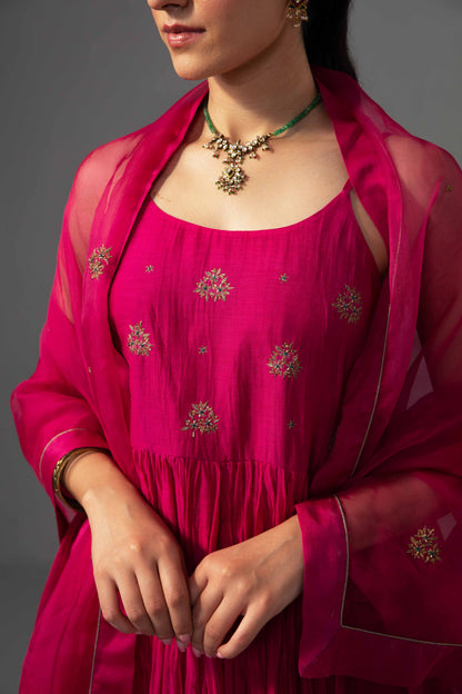 Roomani Ghera Set Fuschia