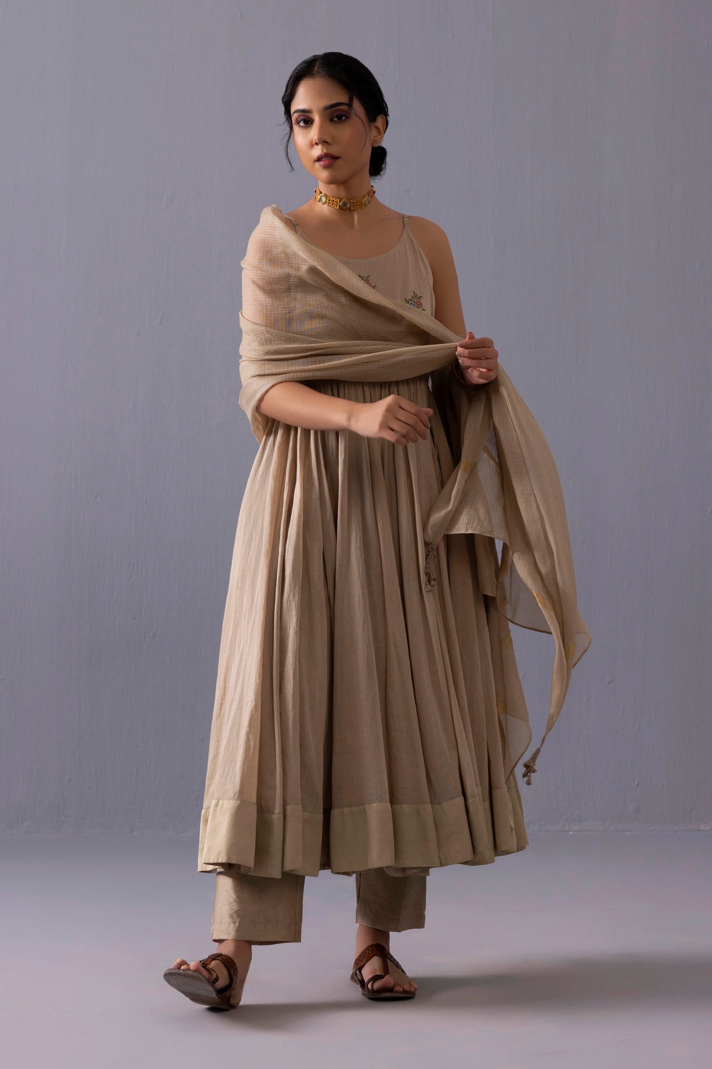 Mira Kurta Set Beige