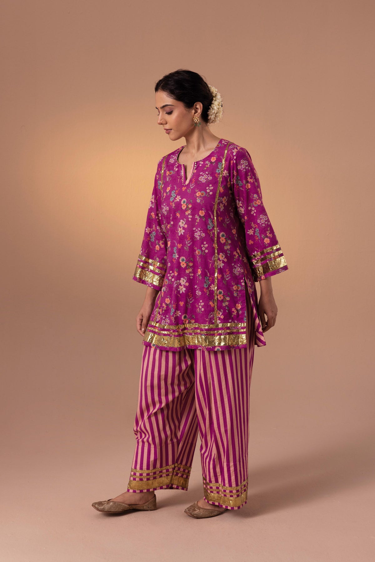Sofie Gota Farshi Salwar - Pink
