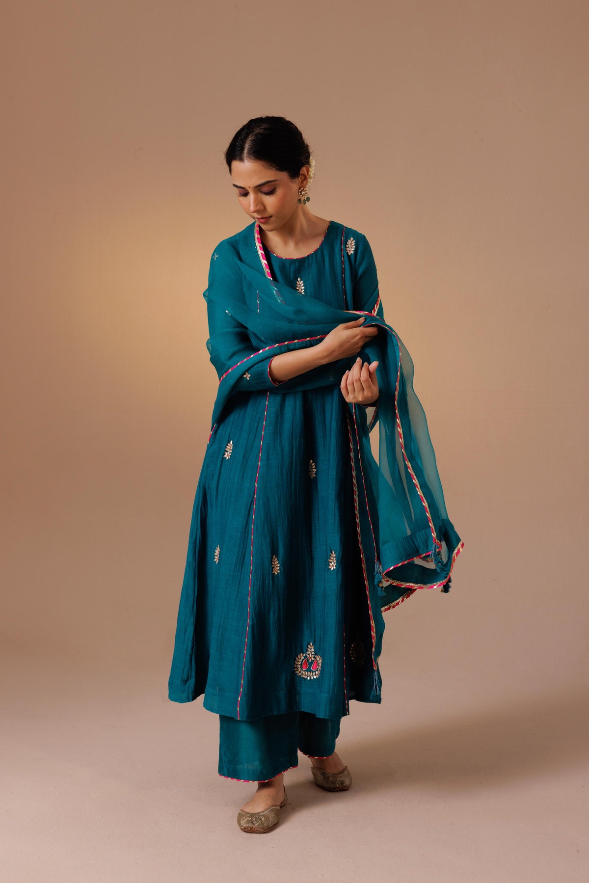 Noor Gota Set -Turquoise