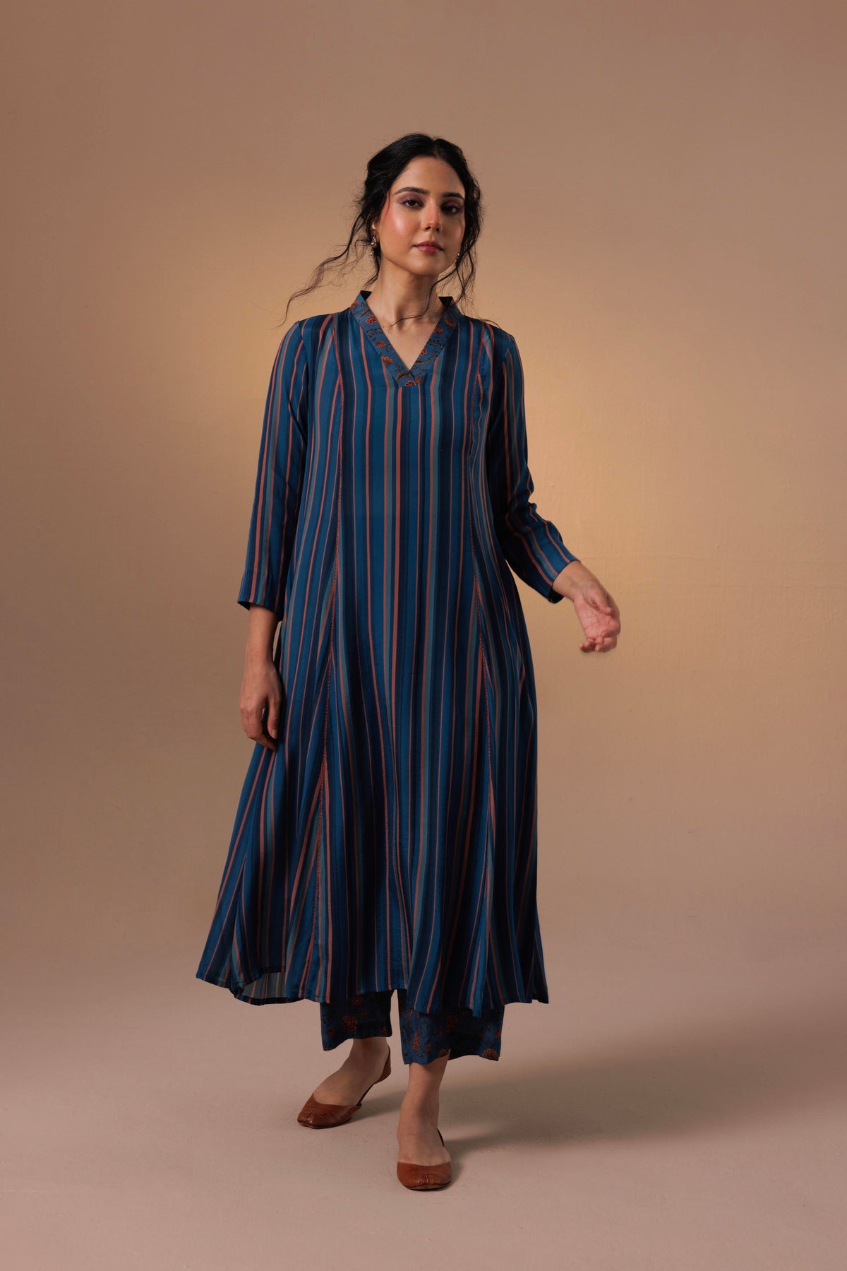 Thea Kurta Set Blue Stripes
