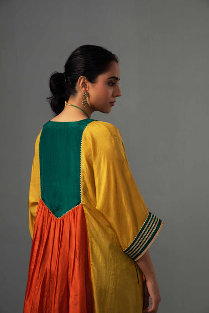 Ajooni Set Yellow