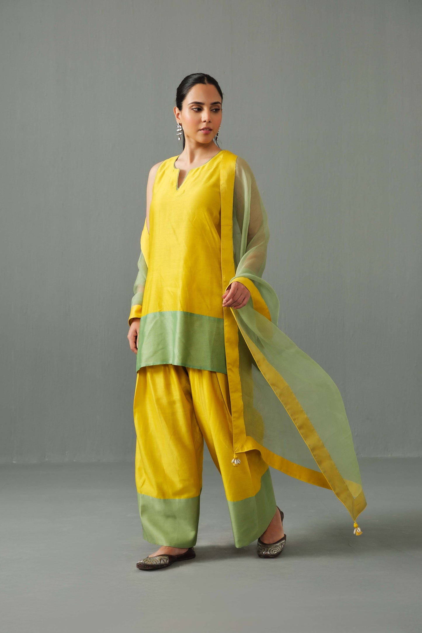Sofia Farshi Salwar set yellow