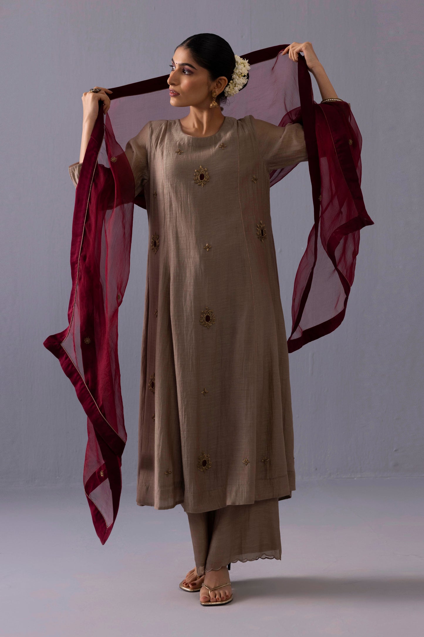 Noor Kurta Set Beige