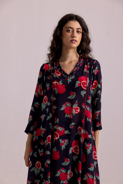 Thea Anaar Set Black