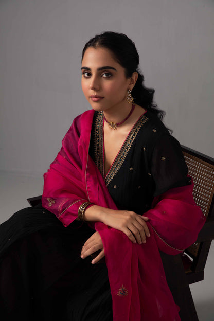 Raha Angrakha Set Black