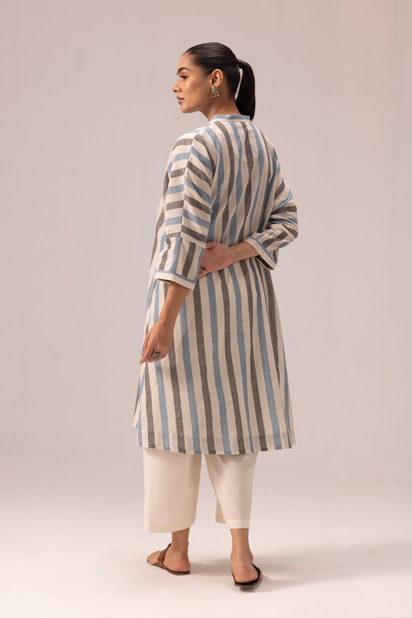 Vidisha Kurta Set