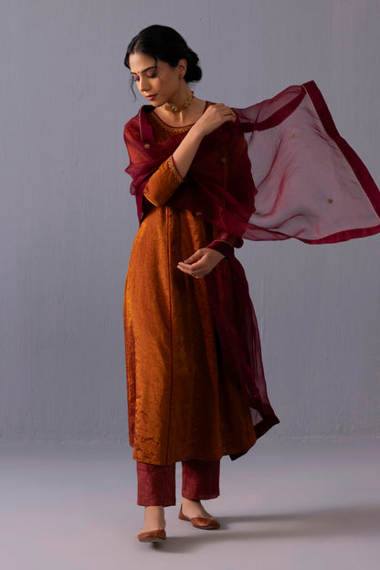 Himani Kurta Set Red