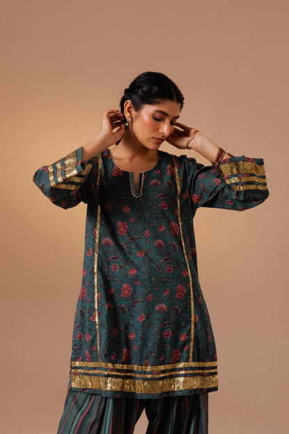 Sofie Gota Farshi Salwar - Green