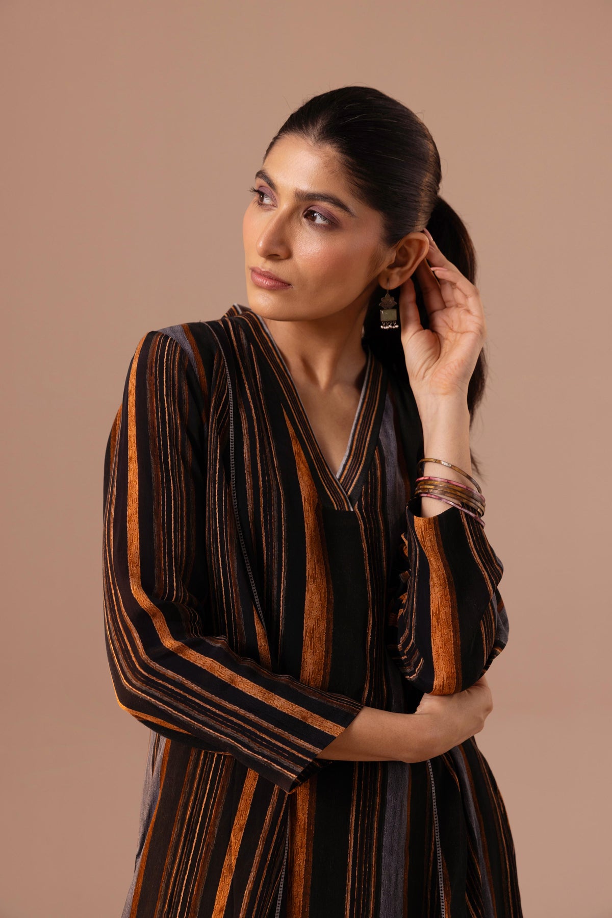 Thea Kurta Set Black Stripes