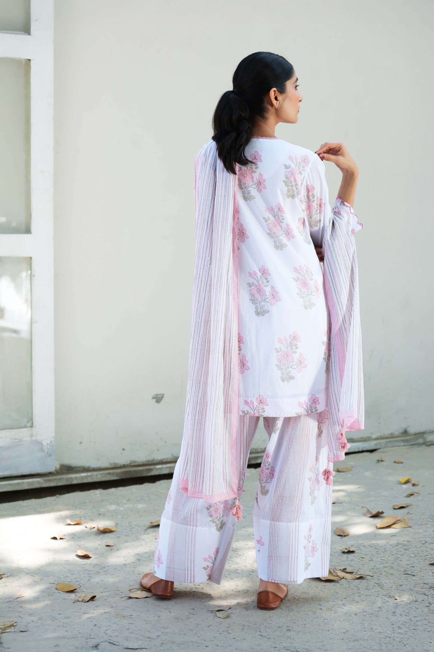 Sofie Farshi Salwar Set Pink