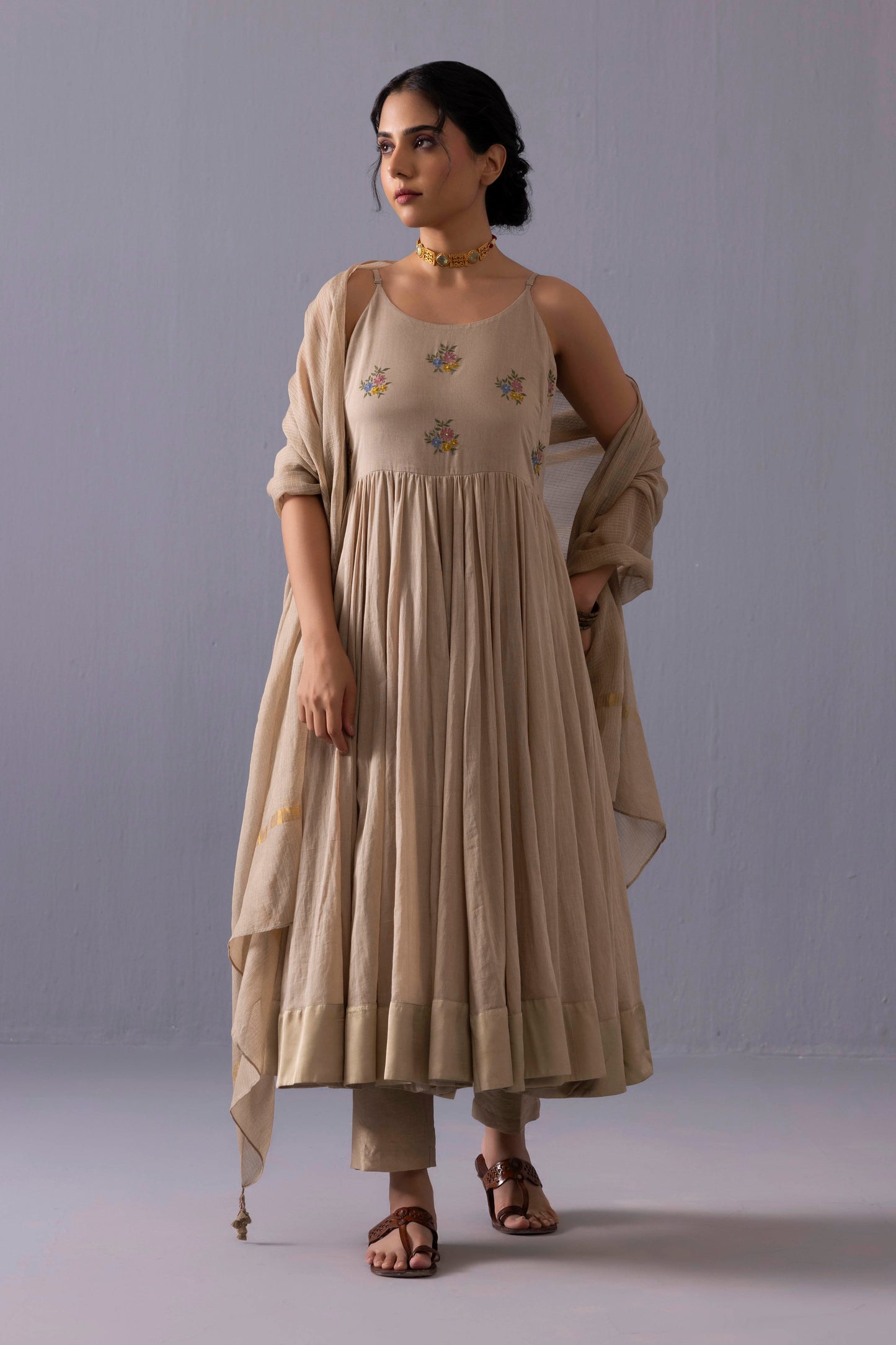 Mira Kurta Set Beige