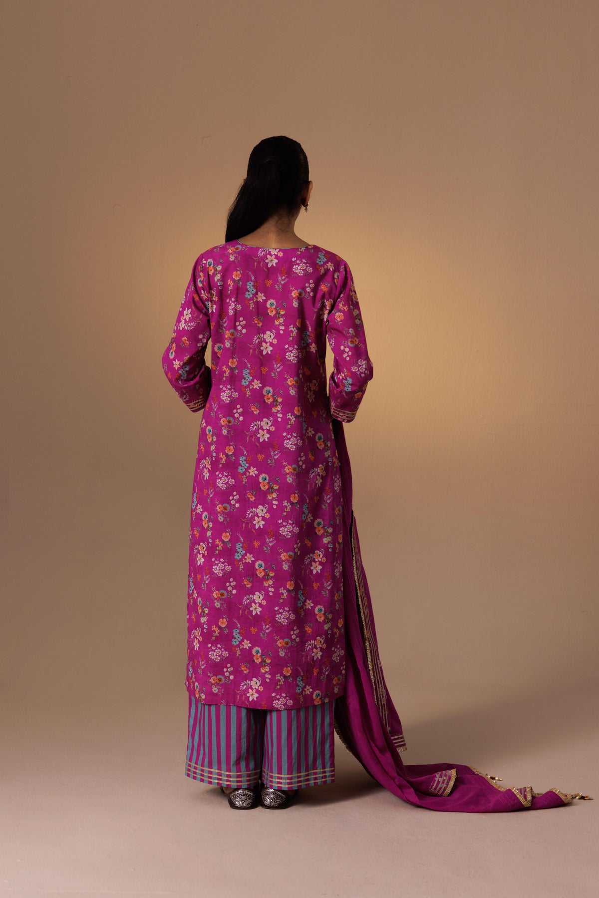 Avanti Printed Gota Pink
