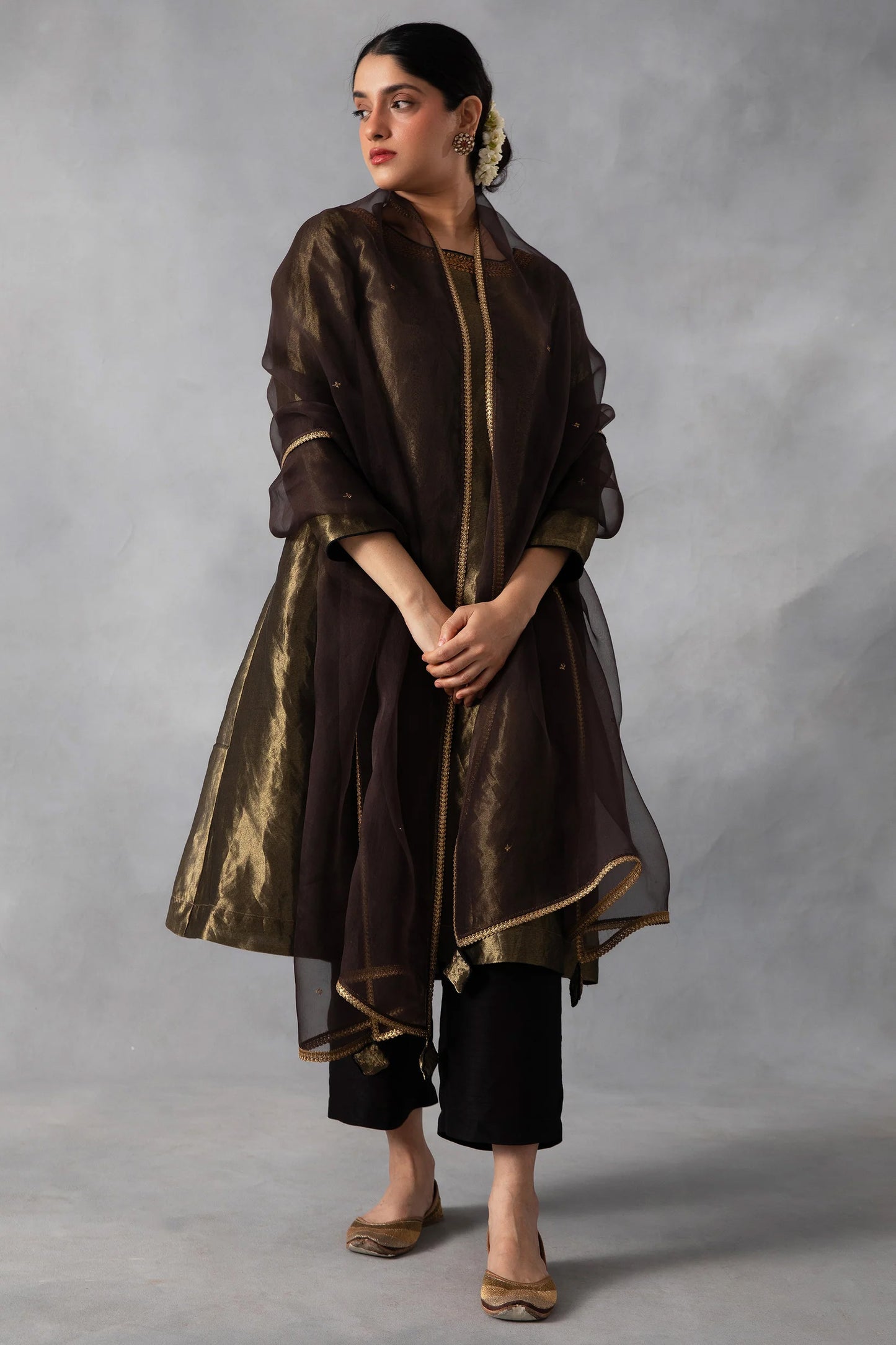 Gulfiza Kurta Pant Dupatta Set